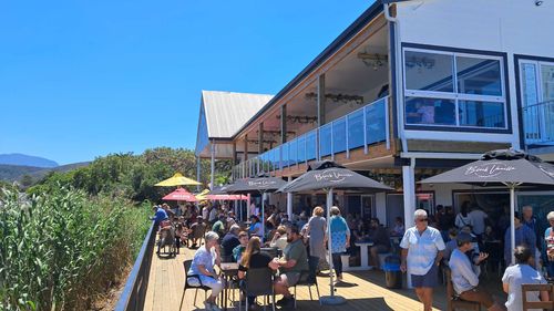 Groot Brakrivier Waterfront – Shops, Restaurants & Ferry Rides on the ...